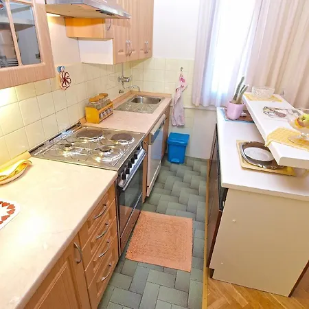Fuer 6 Personen Ca 55 Qm In Fazana-surida, Istrien Istrische Riviera Apartment