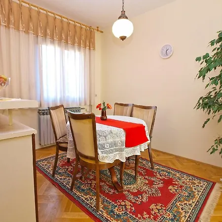 Apartment Fuer 6 Personen Ca 55 Qm In Fazana-surida, Istrien Istrische Riviera *