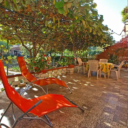 Fuer 6 Personen Ca 55 Qm In Fazana-surida, Istrien Istrische Riviera Apartment Valbandon